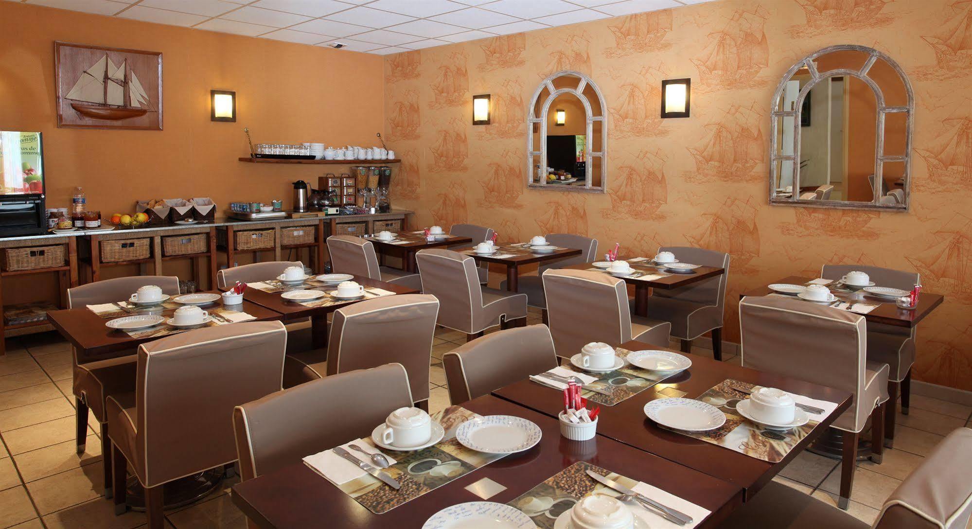 Urban Style Hotel De France 瓦讷 外观 照片